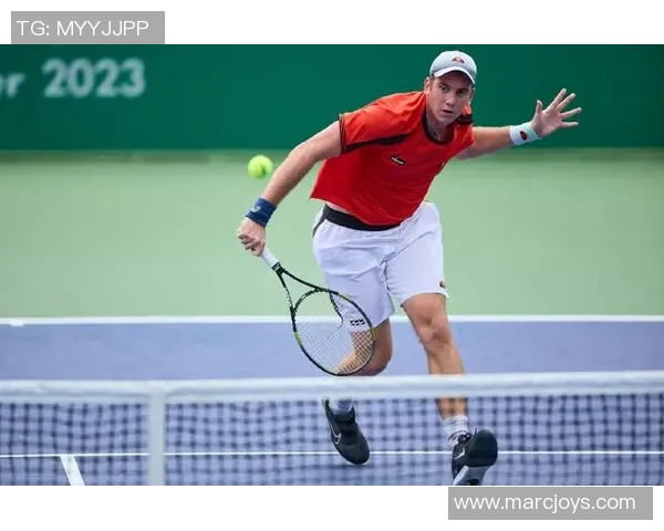 上海篮球队在大师赛中的灵活性展现与战术调整分析