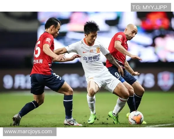 武汉排球队耐力变革引发热议全新训练理念助力竞技水平提升