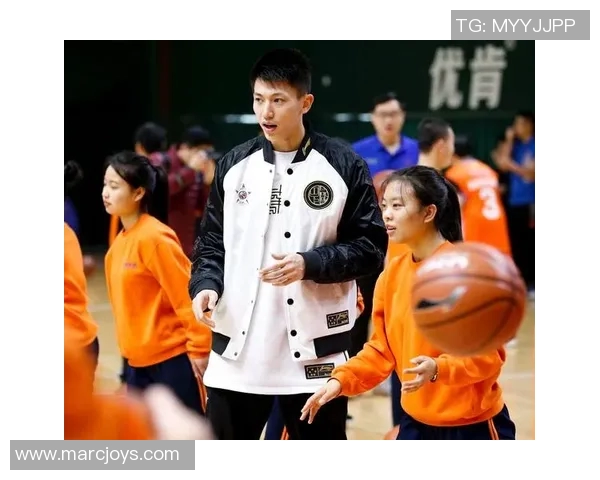 武汉篮球队崛起之路：从默默无闻到邀请赛的闪耀明星